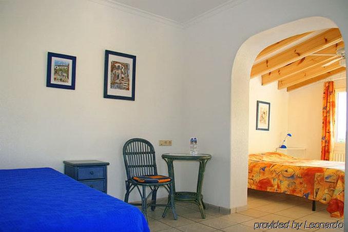 Pension Los Caballos Els Poblets Room photo