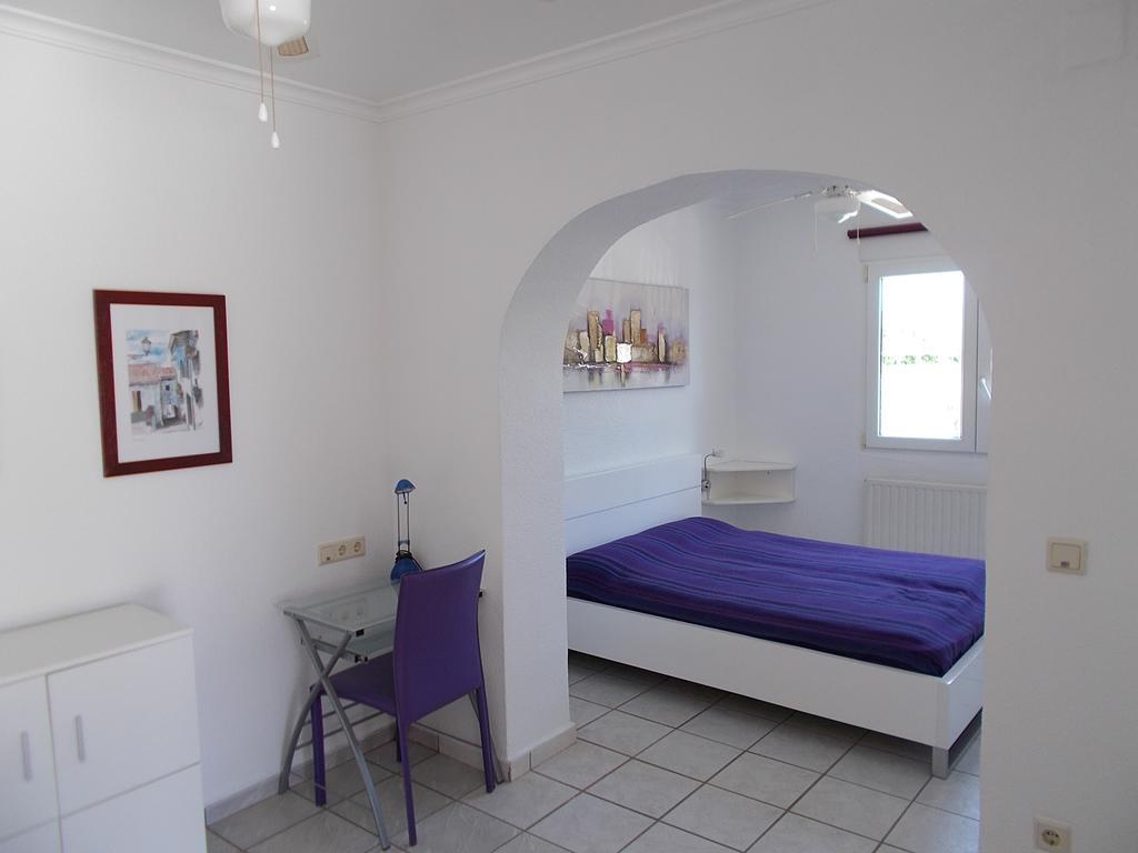 Pension Los Caballos Els Poblets Exterior photo
