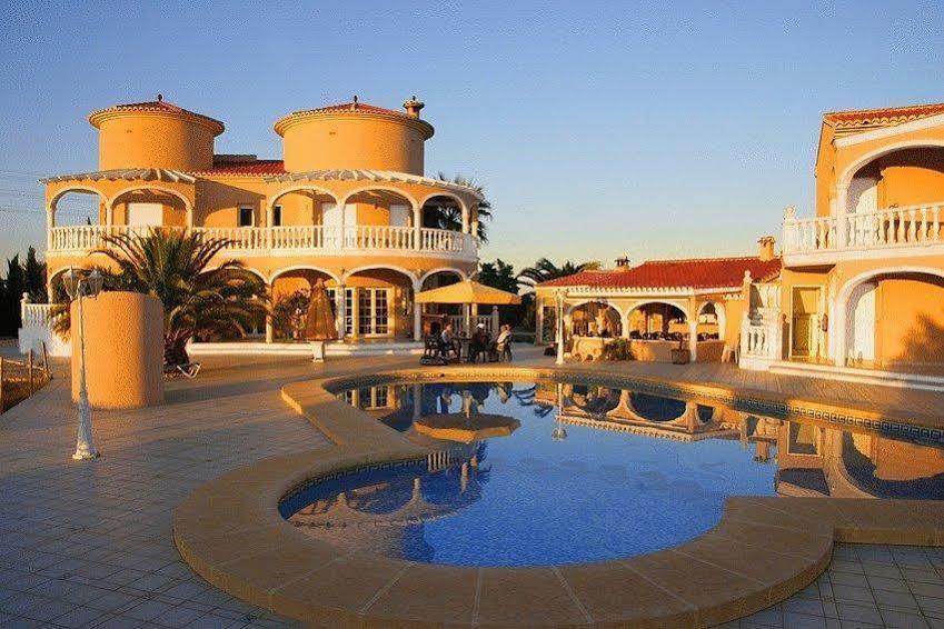 Pension Los Caballos Els Poblets Exterior photo
